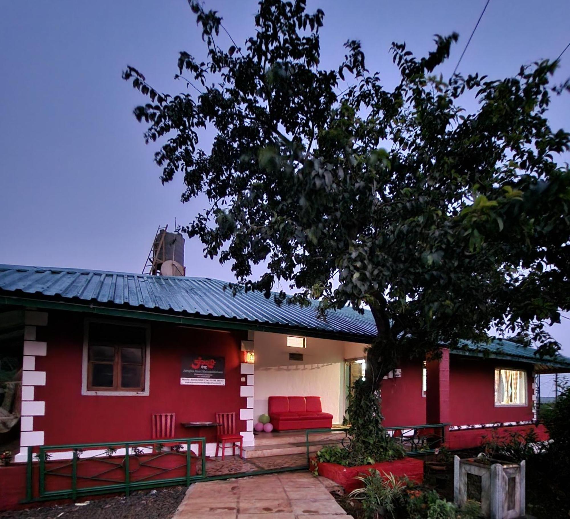 Junglee Nest Holiday Home & Huts Mahābaleshwar Eksteriør bilde