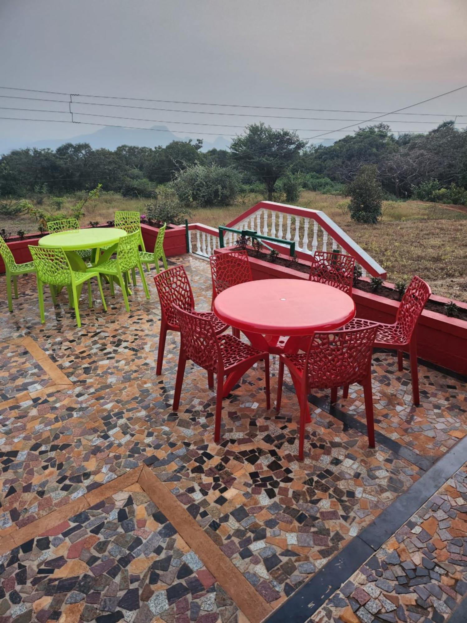 Junglee Nest Holiday Home & Huts Mahābaleshwar Eksteriør bilde