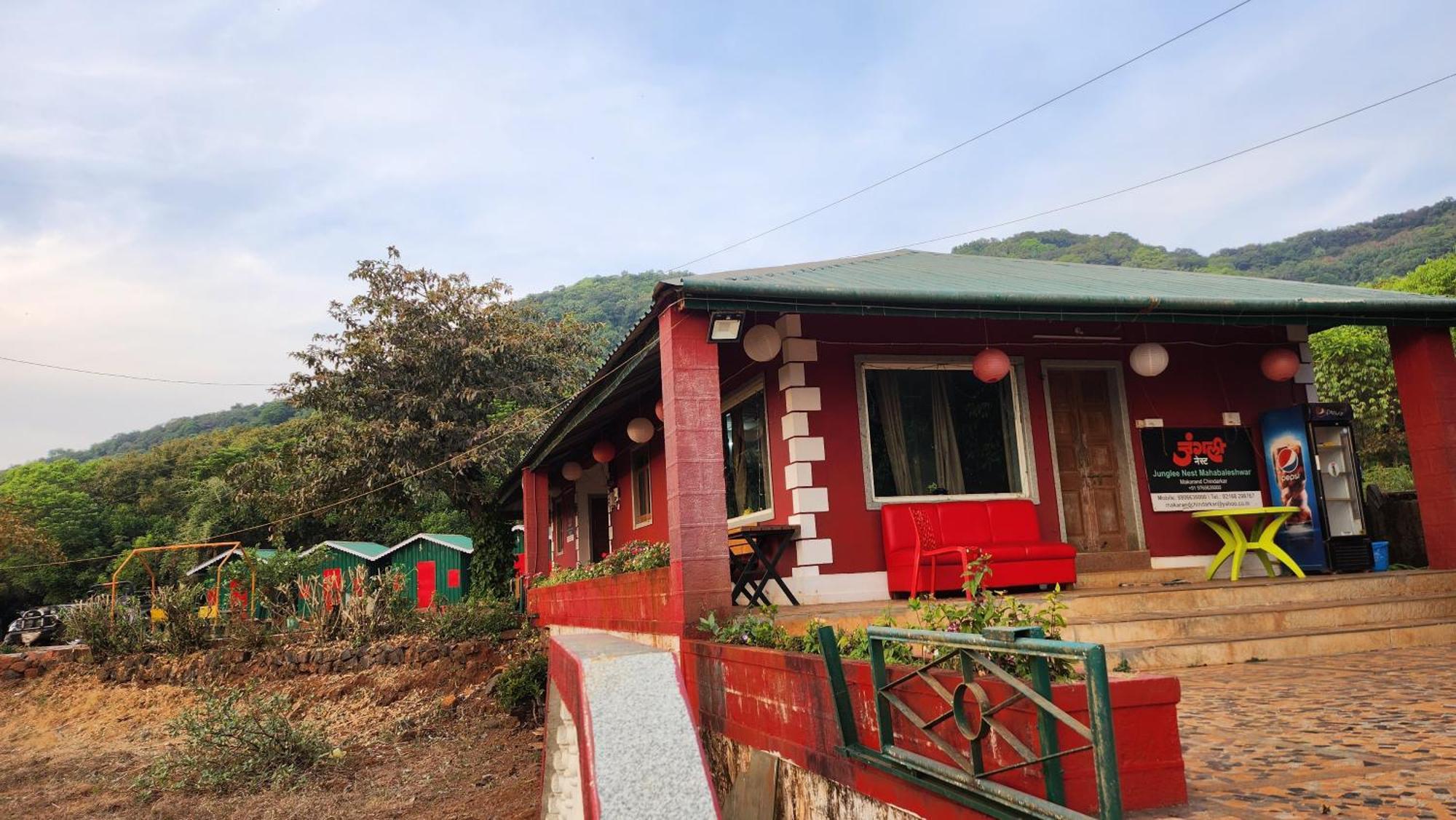 Junglee Nest Holiday Home & Huts Mahābaleshwar Eksteriør bilde